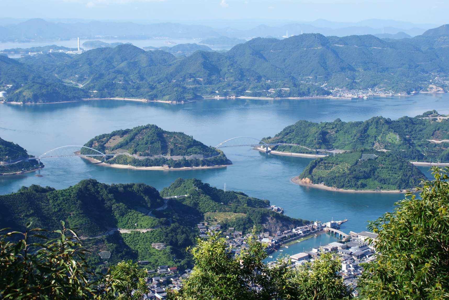 しまなみ海道ドライブ 充実の現地ガイドがご安易 尾道 鞆の浦 倉敷美観地区 五箇荘 3日間 船の旅 新潟発添乗員同行の安心ツアーならトラベルマスターズ トラマス